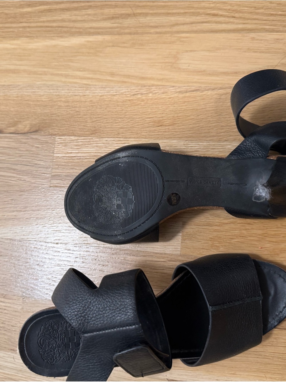 Vince Black Leather Double-Strap Slide 👡